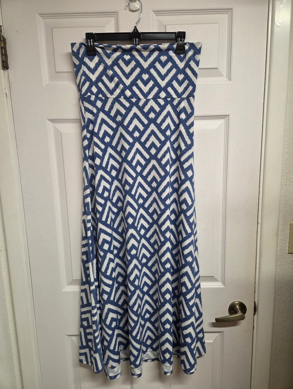 LulaRoe Blue And White Skirt